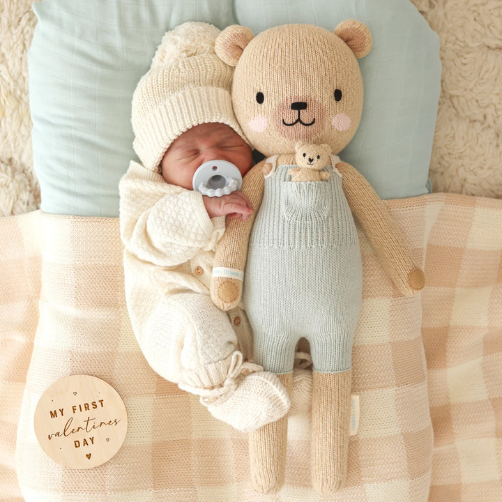 Alexander The Honey Bear (20") by Cuddle &amp; Kind - image 5