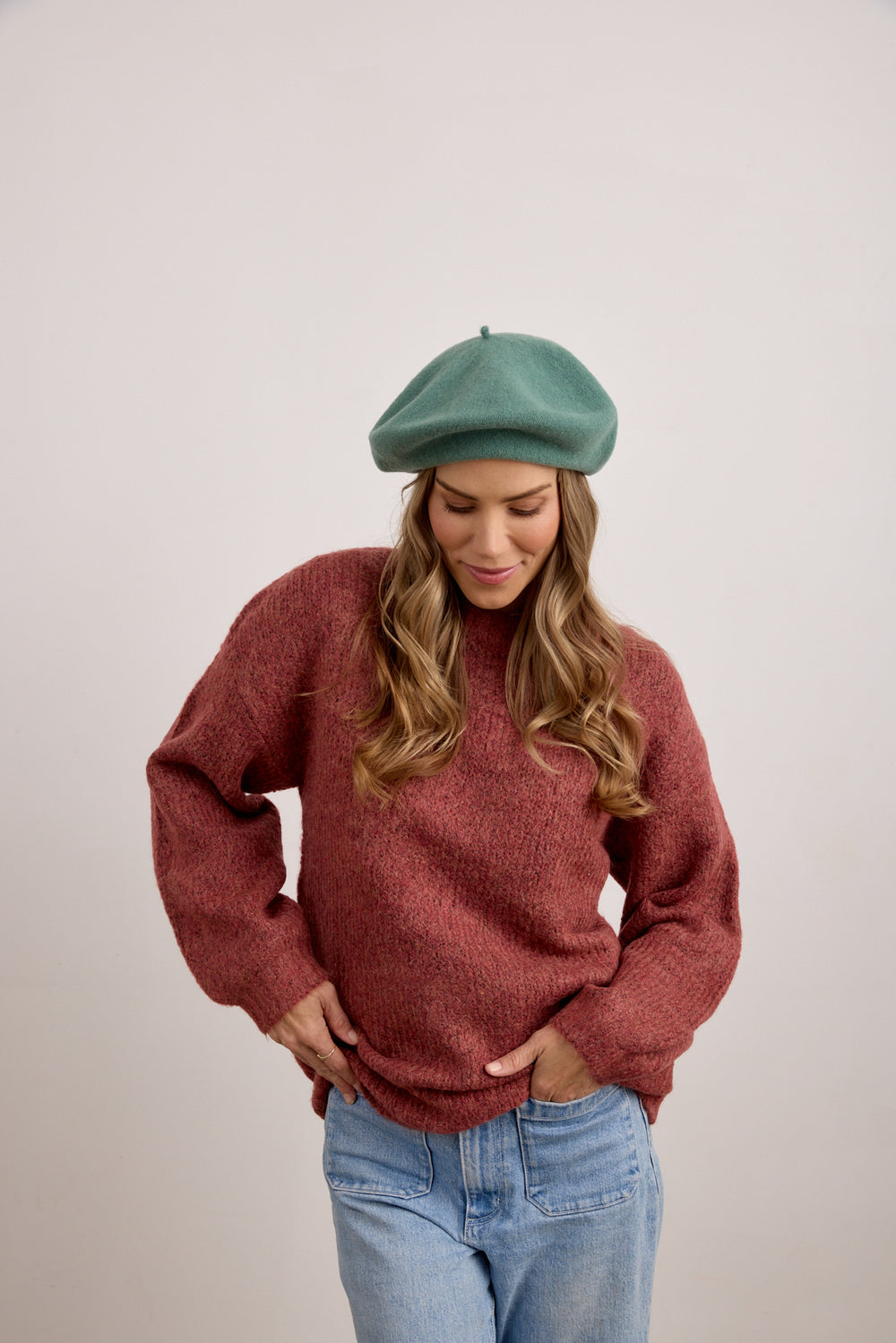 Avenel AMELIE - 100% WOOL BERET (11") in MINT