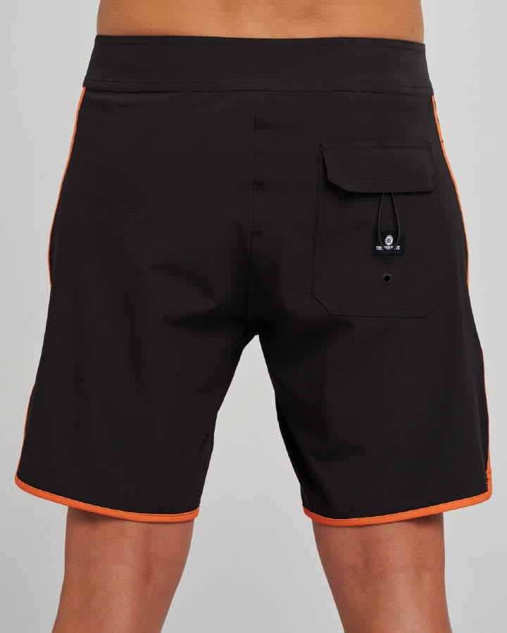 The Mad Hueys Hueys Paradise 18" Boardshort in Black - product photo 3
