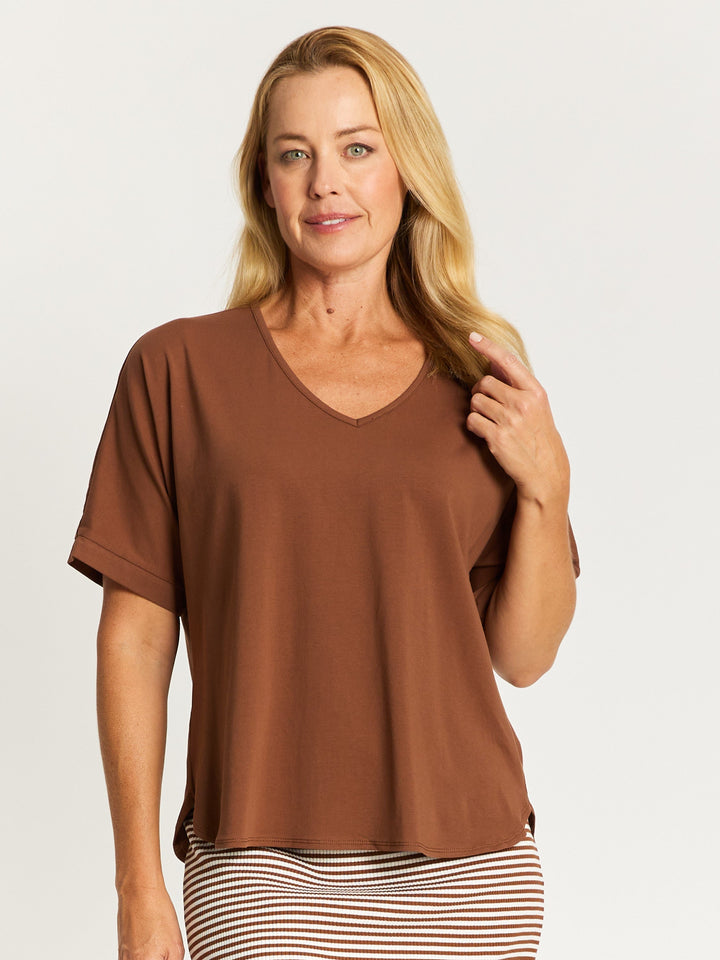 Cordelia St Relaxed Cotton Summer V Tee in Mahogany, view 1