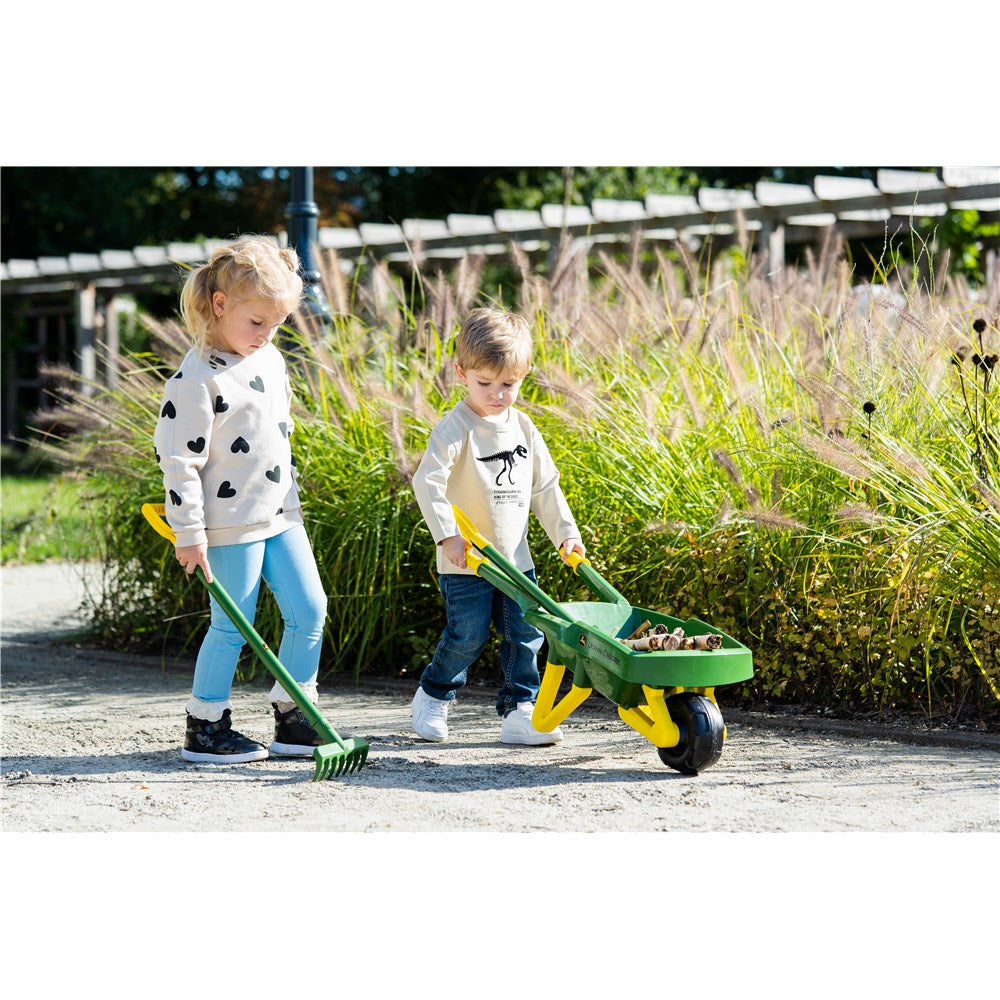 John Deere Wheelbarrow Set