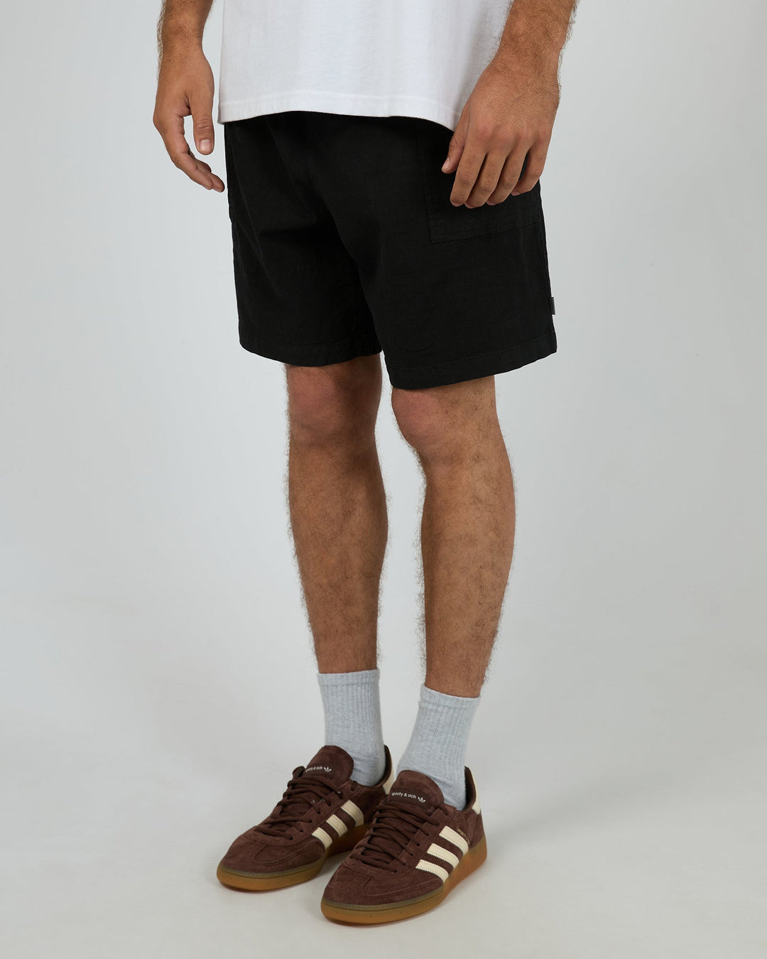 Silent Theory EW Patch Pocket Short - Black - view 4