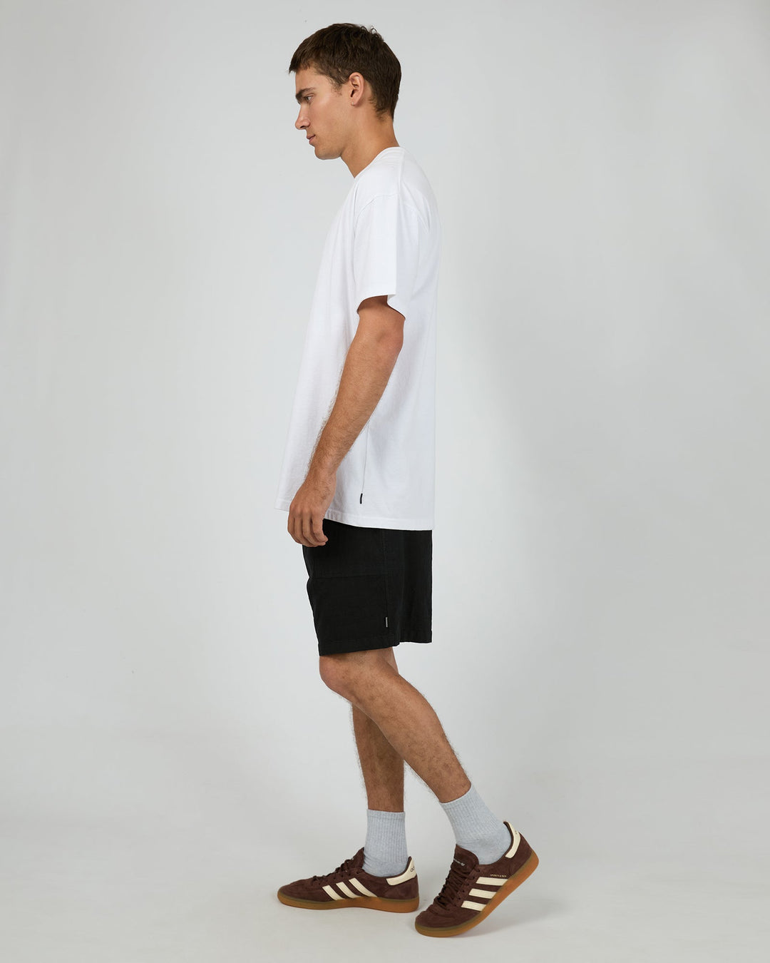 Silent Theory EW Patch Pocket Short - Black - view 6