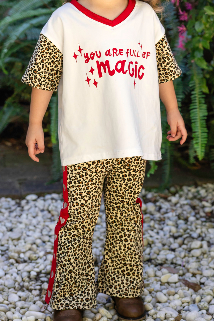 Poss &amp; Soss Oversized Tee in Full of Magic, front