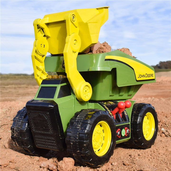 John Deere 46cm Motorised 2-in-1 Dig &amp; Dump Rig