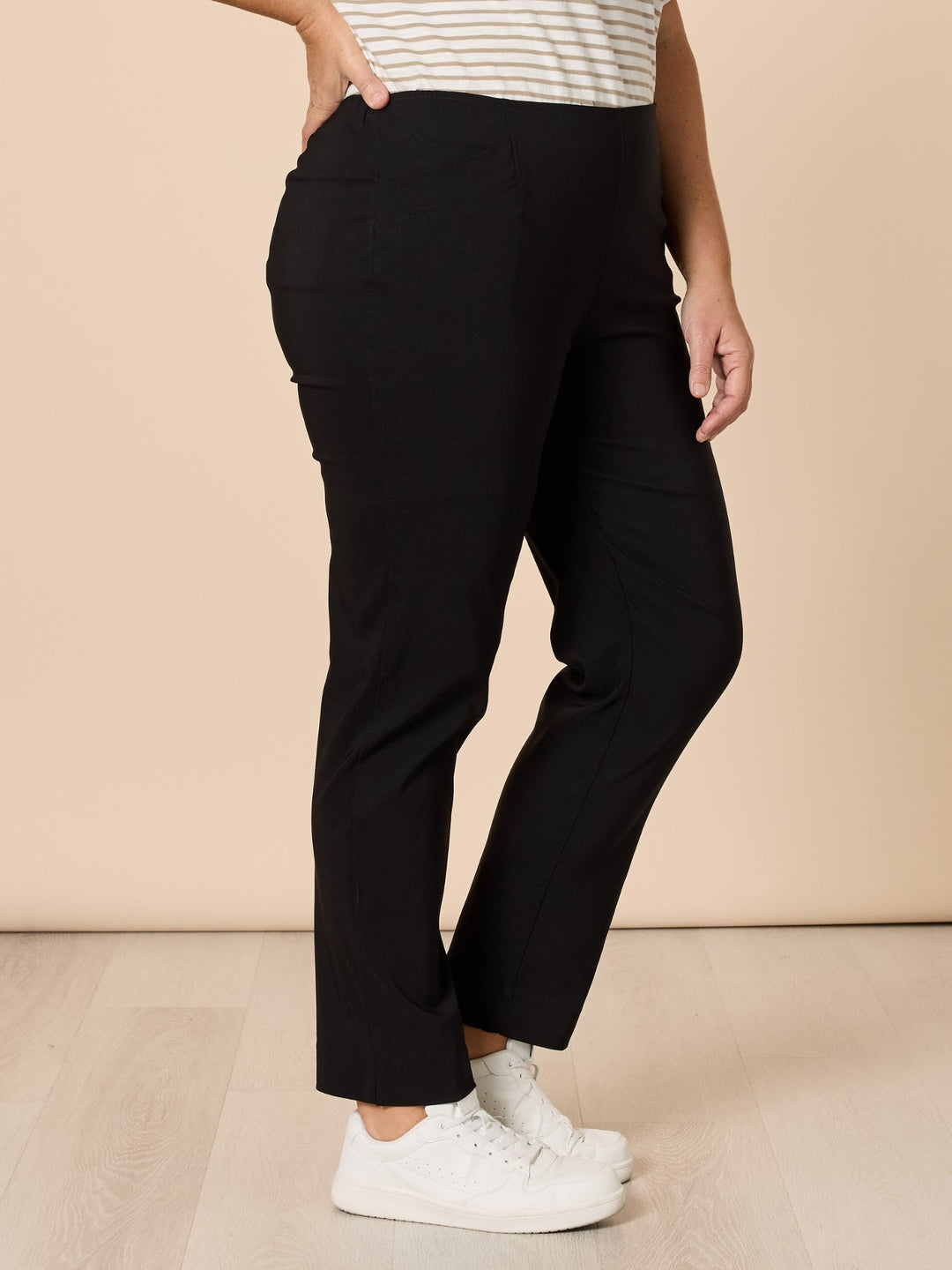 Threadz Chiara Full Length Bengaline Pant in Black, view 5