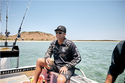 The Mad Hueys Getting Hammered | Fishing Jersey - Vintage Black
