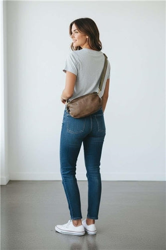 Art n Vintage - Teddy Handbag - Mud Olive