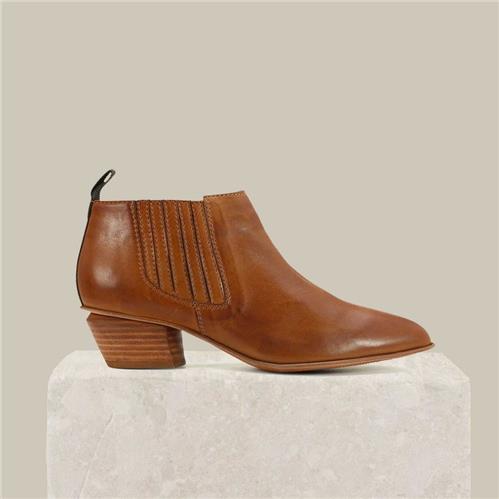 Eos - Weston Boot Brandy