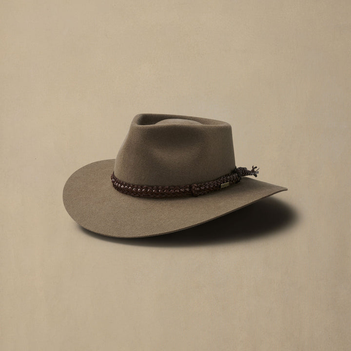 Akubra The Brumby - Acorn Fawn - photo 1