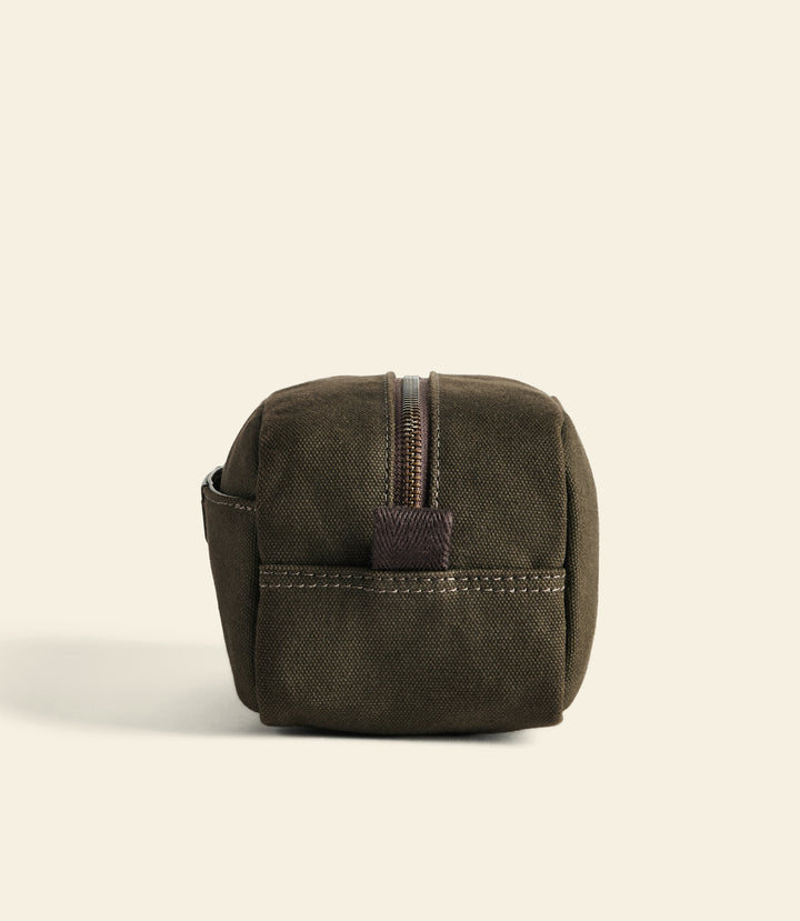 R.M.Williams Barrenjoey toiletry bag - Dark Khaki