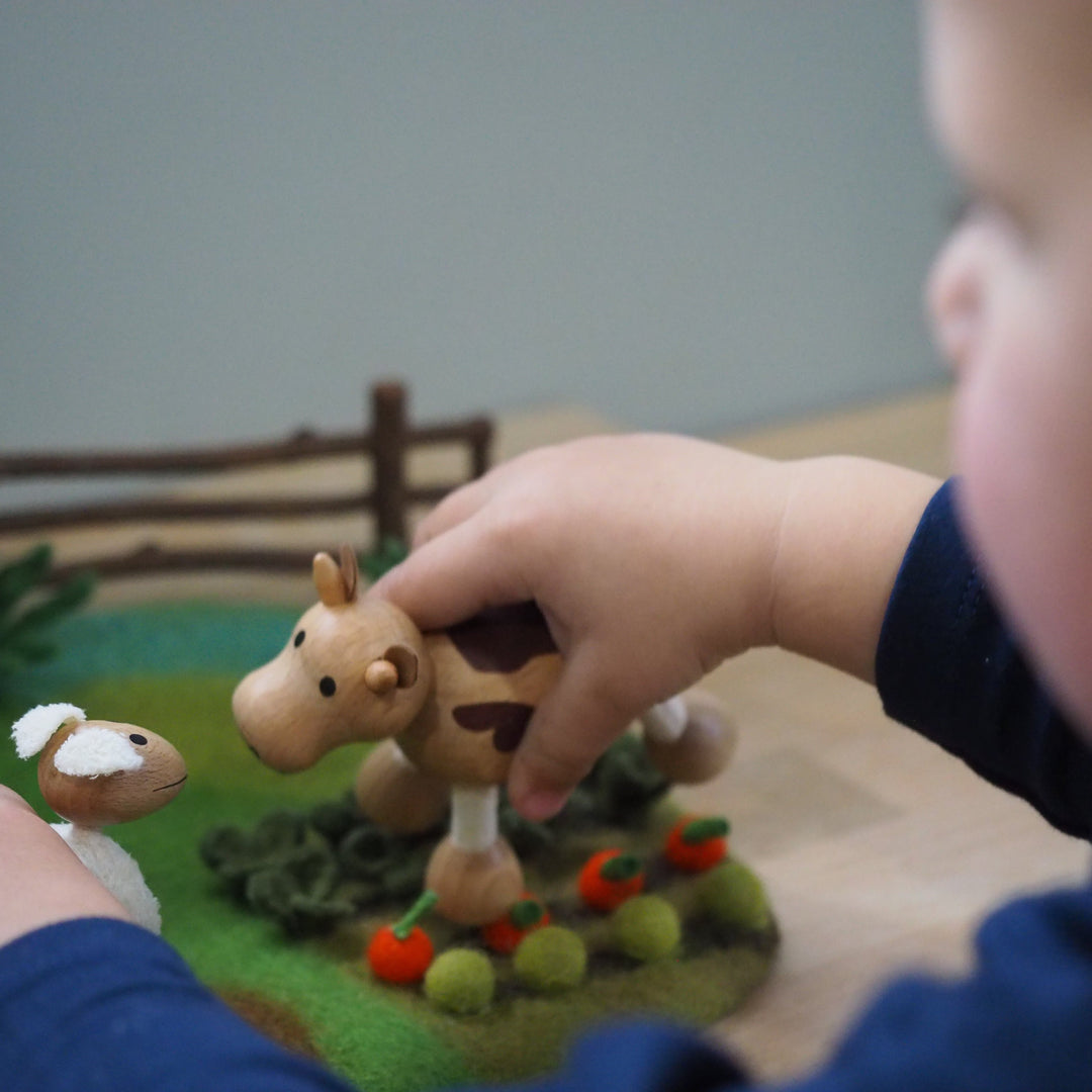 Anamalz Barnfields Cow, wooden toy by Anamalz – photo 5 of 5