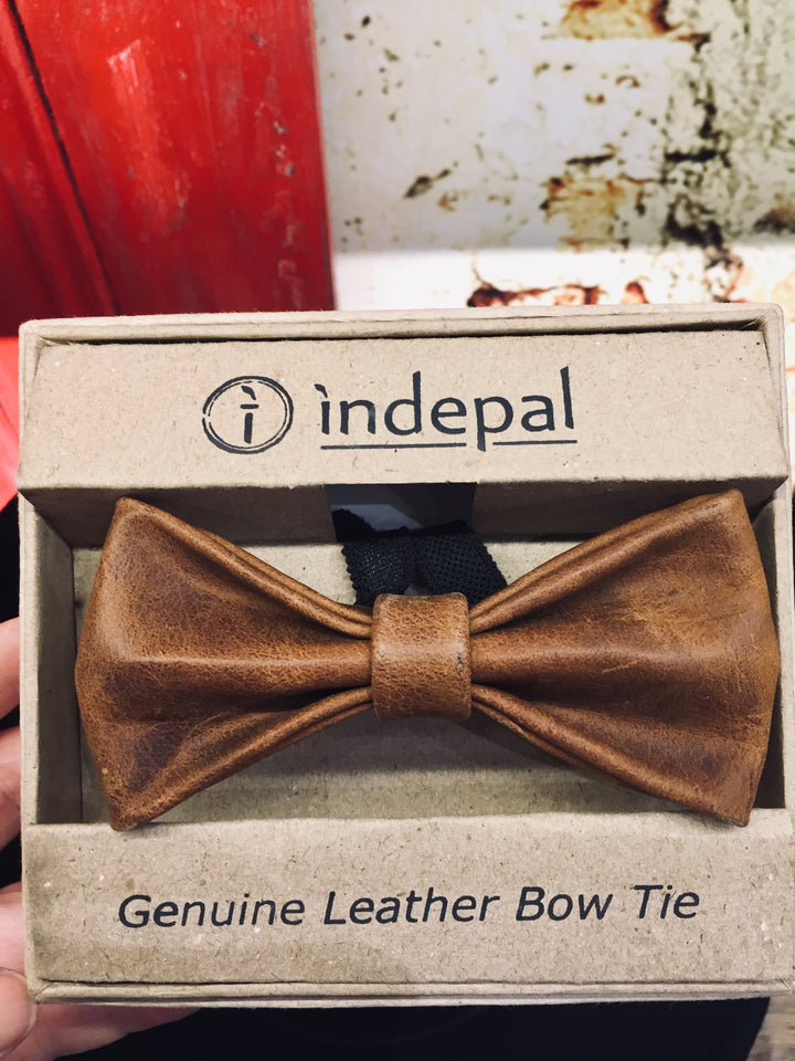 Indepal Flannery Leather Bow Tie - image 3