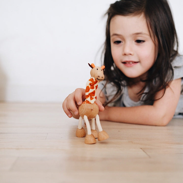 Anamalz Roaming Mountains Giraffe, wooden toy by Anamalz – photo 5 of 5