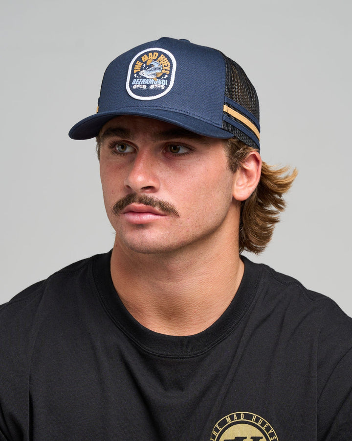 The Mad Hueys Beeramundi | Twill Trucker - Navy