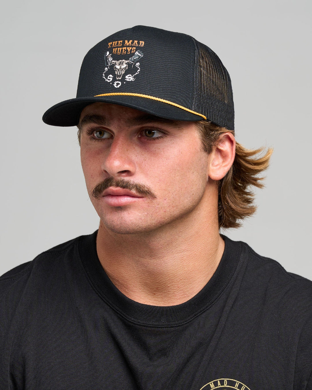 The Mad Hueys SOS | Twill Trucker - Black