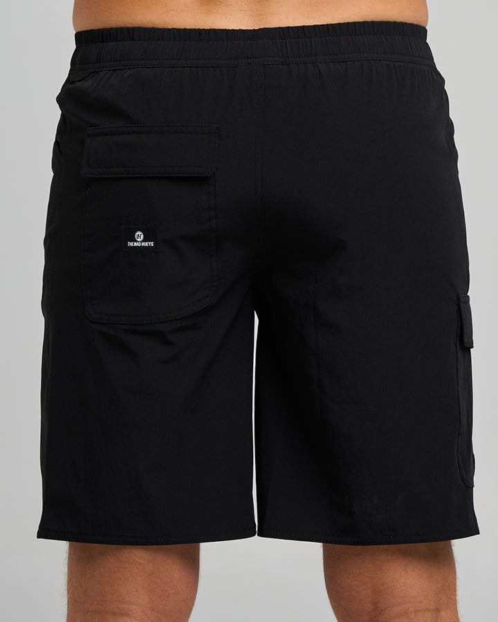 The Mad Hueys Coastline | 18" Hybrid Short - Black