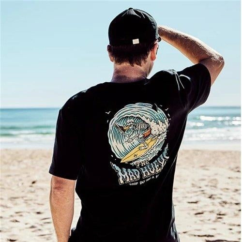 The Mad Hueys Surfing Shoey | SS Tee - Black