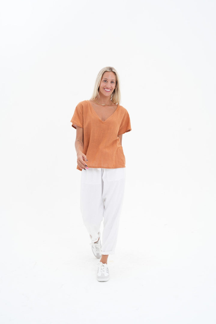Carbon The Label - Koa V Neck - Bran
