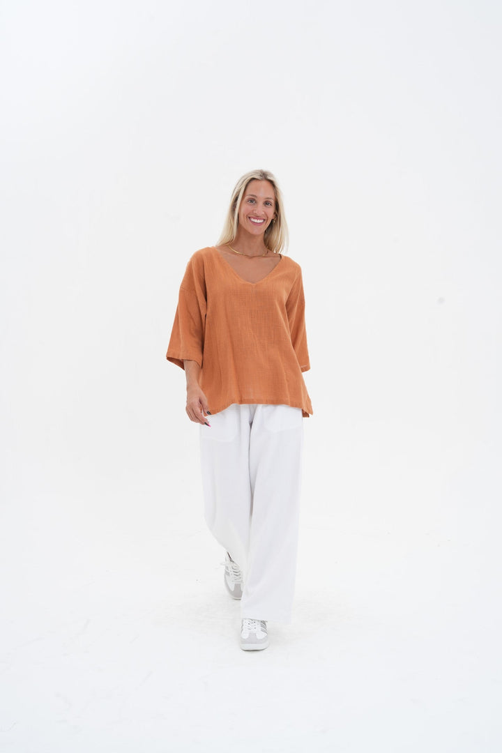 Carbon The Label - Koa V Neck - Bran
