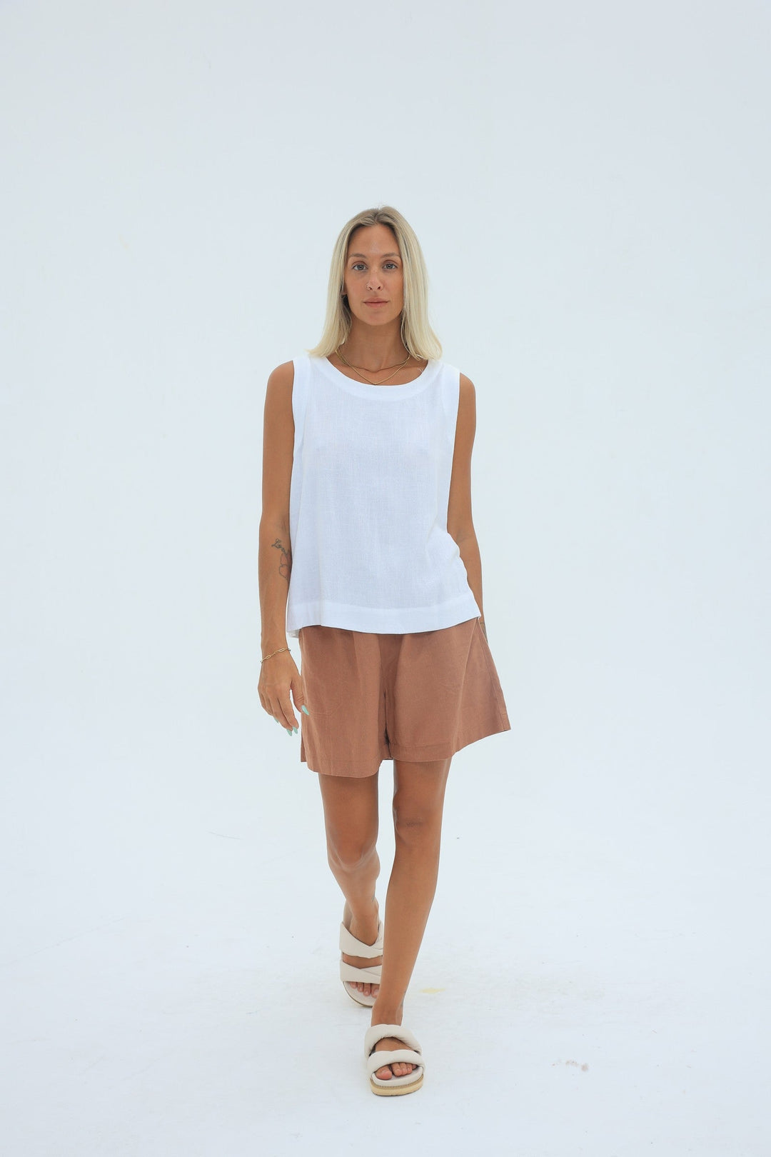 Carbon Navada Linen Tank - White