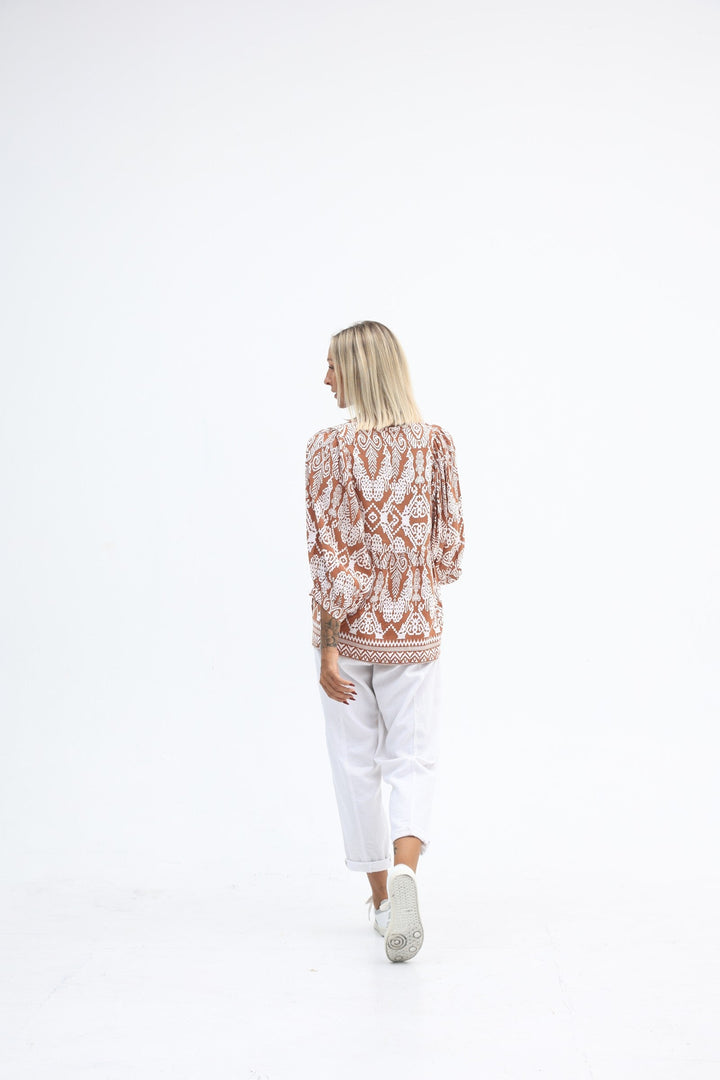 Carbon The Label - Toteme Top - Tan/White