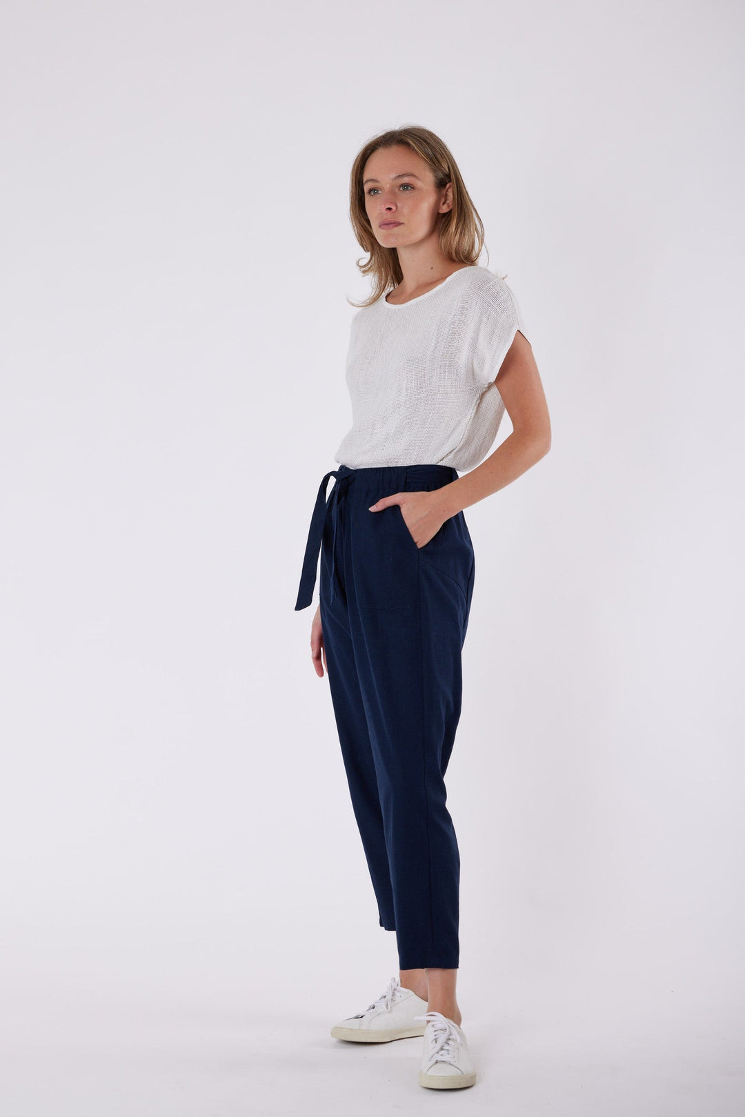 Carbon Tuscan Linen Pant - Navy