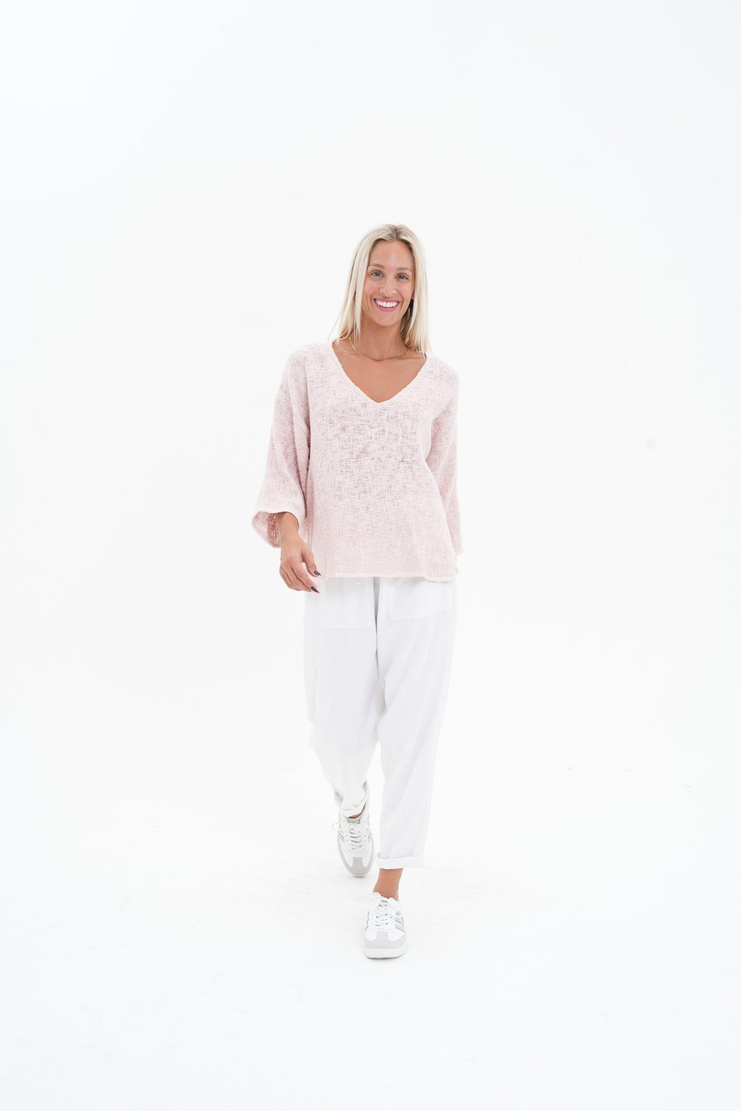 Carbon Aroma Cotton Hessian 3/4 Sleeve V Neck Top - Soft Pink