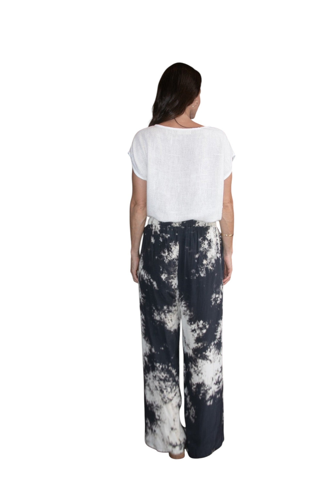 Cloud Drawstring Pant in Black/Cream Ombre, worn with the Cleo Hessian Top Natural White