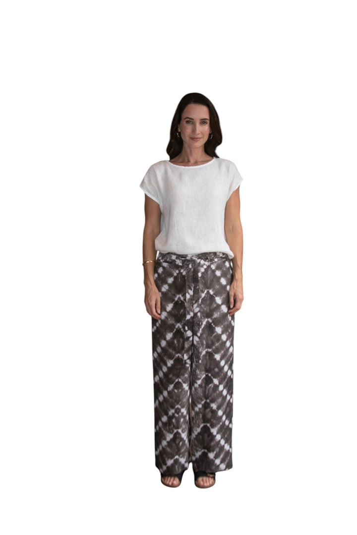 Zaza Pant in Truffle/Cream, worn with the Cleo Hessian Top Natural White