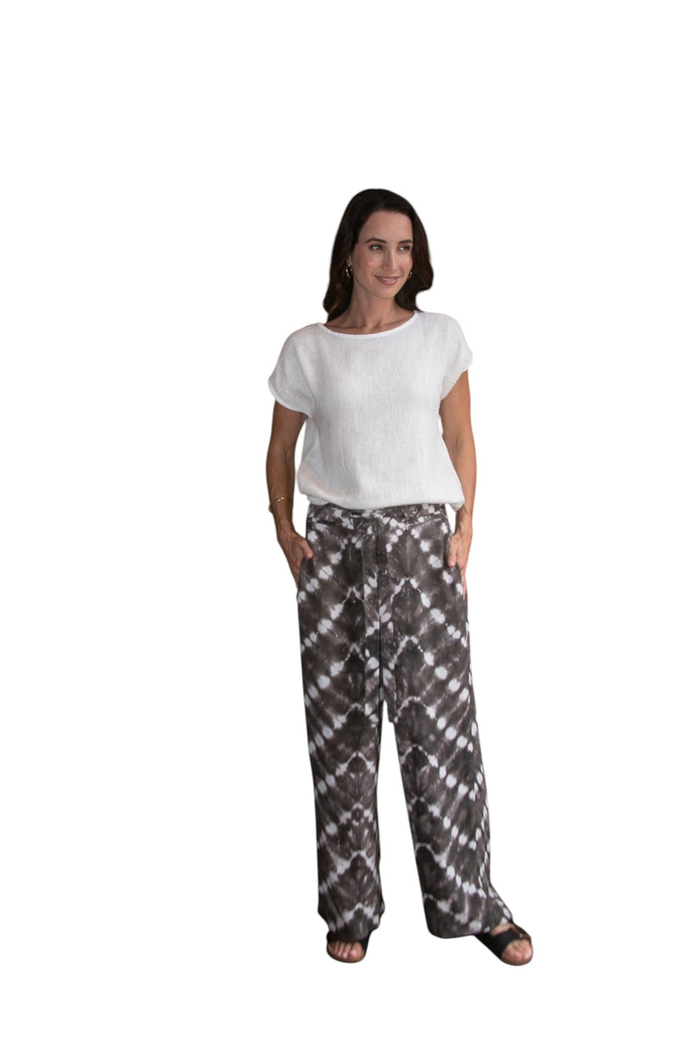 Zaza Pant in Truffle/Cream, worn with the Cleo Hessian Top Natural White