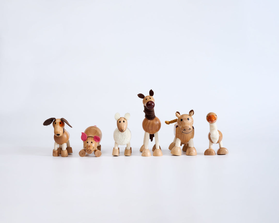 Anamalz Barnfields Signature Crate, wooden toy by Anamalz – photo 3 of 4