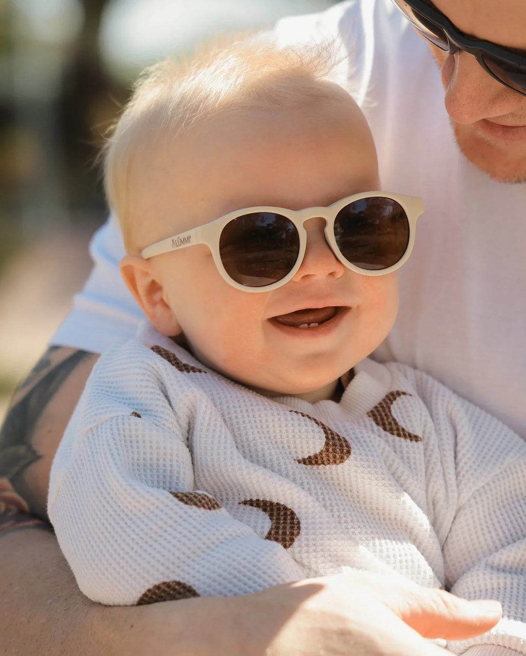 Lummi Bunny Keyhole Kids Sunglasses in Vanilla, view 3