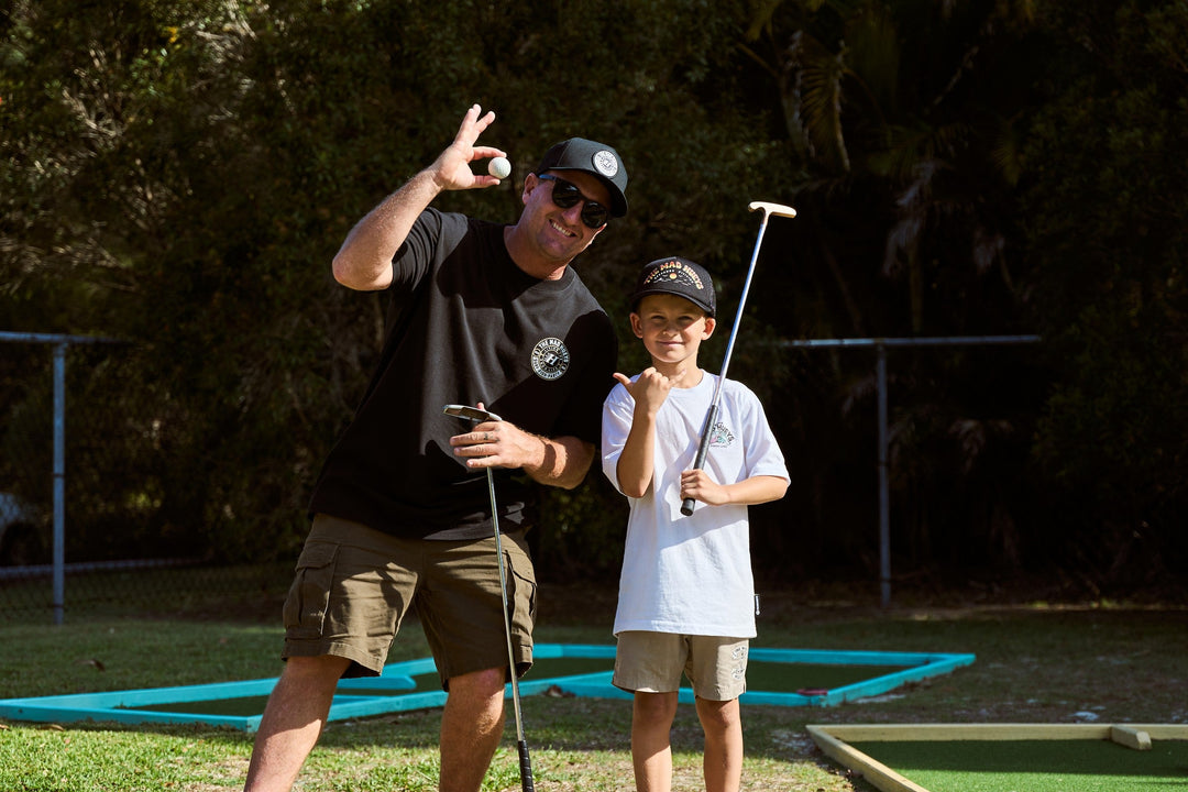 The Mad Hueys Hueys Good Life | SS Tee - Black