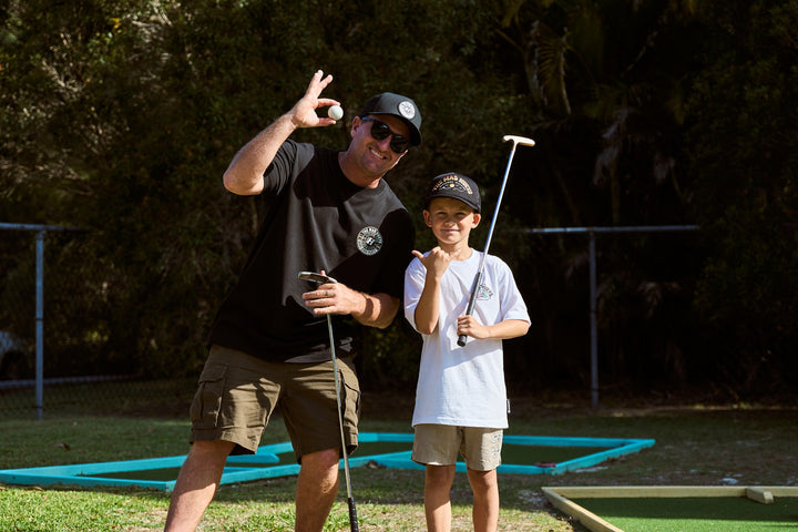 The Mad Hueys Hueys Good Life | SS Tee - Black