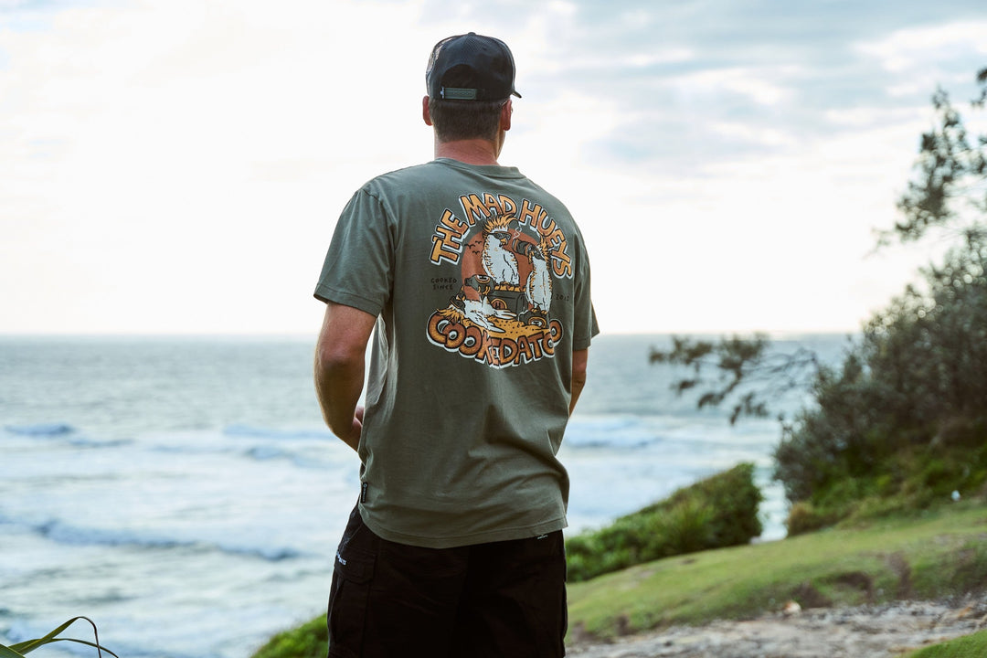The Mad Hueys Cookedatoo Trio | SS Tee - Olive