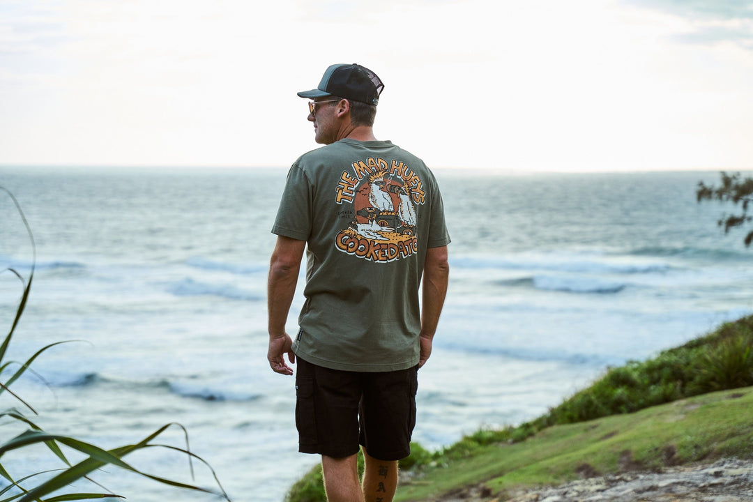 The Mad Hueys Cookedatoo Trio | SS Tee - Olive